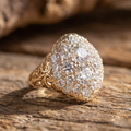 Vintage gold ring with round diamonds